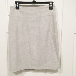 8/12 THE LIMITED SKIRT